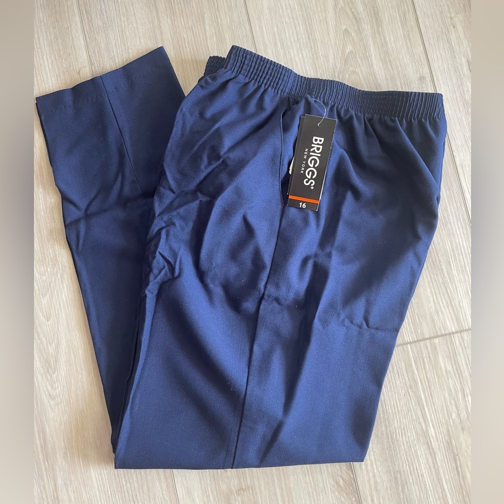NWT Briggs New York Comfort Elastic Waist Women’s. 16T Navy Pull Up Pants